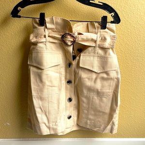 New with tags banana republic cream skirt